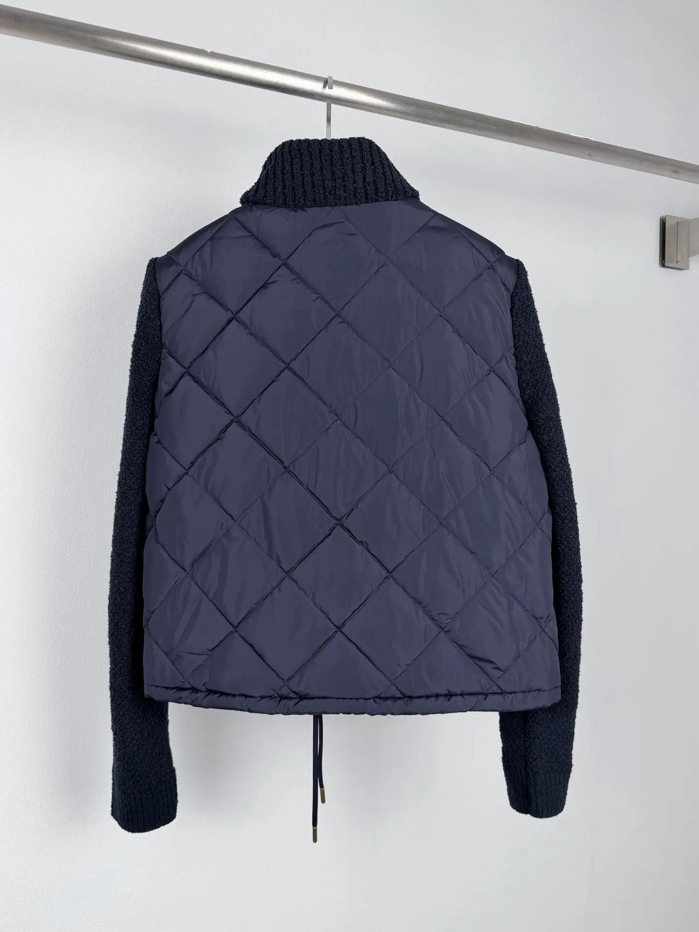 P505【Premium 】 MONCLER/ ： 100% ， ， ， 。 100% ， ， ， ， 。 70% +30% ， ， ， ， ， ， 。 71% 、28% 1% ， ， ， ， ， ， 。 Quality ： 90% ， ， ， ， 。 ： ， ， ， 。 ， ， 、 ， 。 ， ， ， 。 ， ， 。 ： ， ， ， 、 。 ， ， ， ， 、 。 ， ， ， 。 、 ， 。 ： Size:S M L
